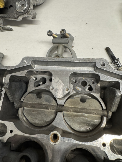 Edelbrock Air Valve